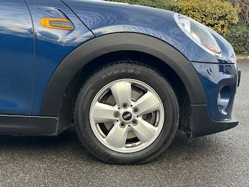 Used MINI Hatch 2018 for sale - 76804948: Photo