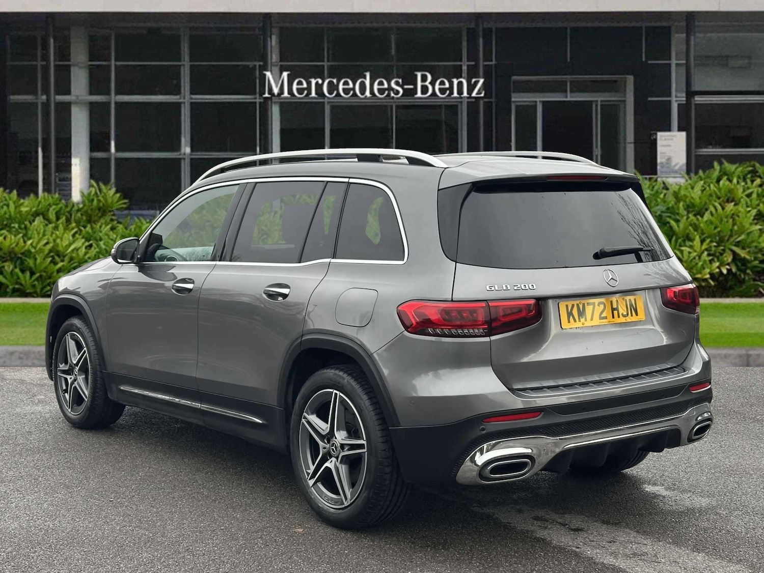 Used Mercedes-Benz GLB 2022 for sale - 76967821: Photo 2
