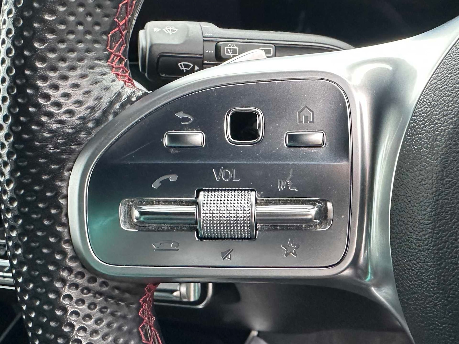 Used Mercedes-Benz GLB 2022 for sale - 76967821: Photo 28