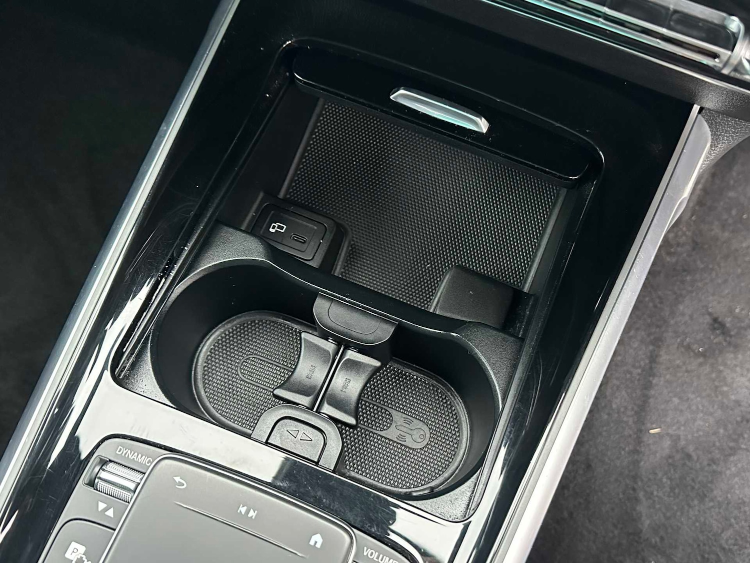 Used Mercedes-Benz GLB 2022 for sale - 76967821: Photo 31