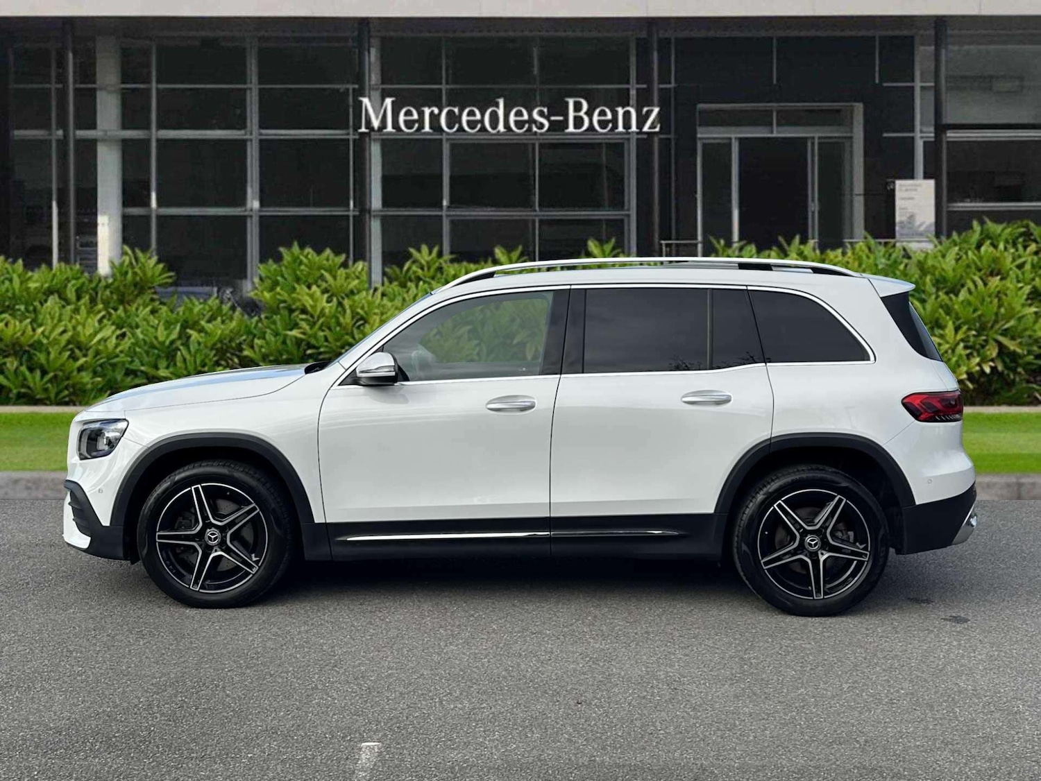 Used Mercedes-Benz GLB 2023 for sale - 77032122: Photo 10