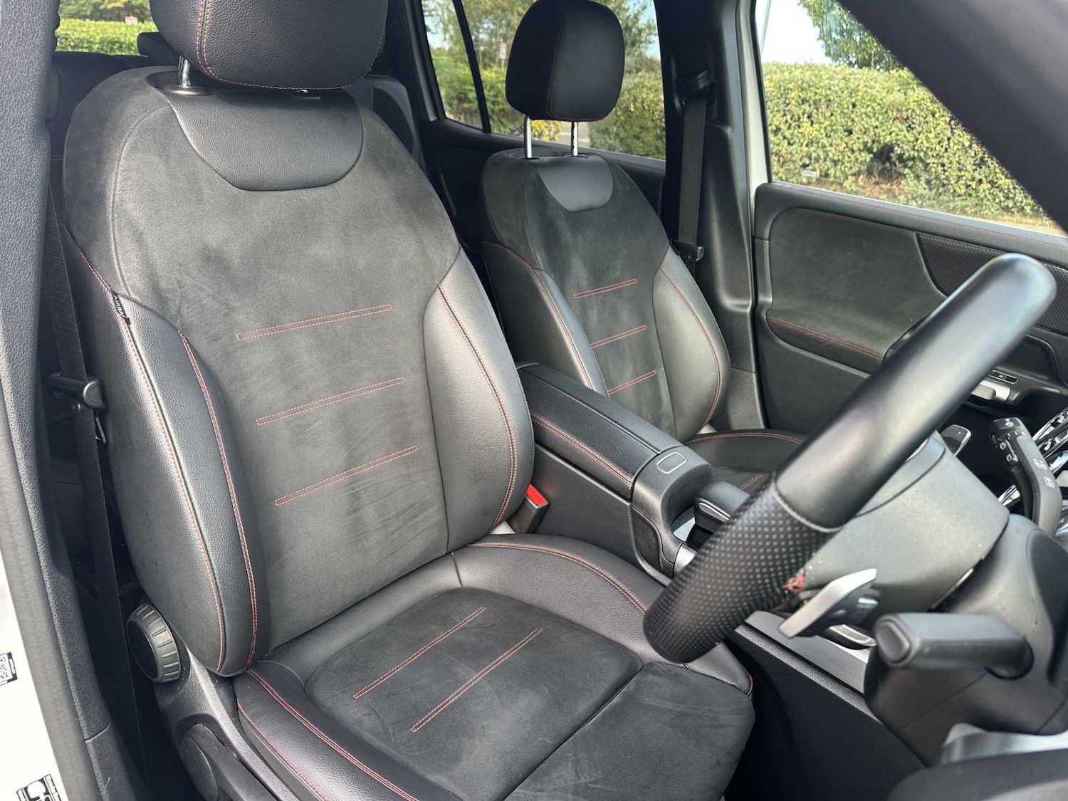 Used Mercedes-Benz GLB 2023 for sale - 77032122: Photo 15