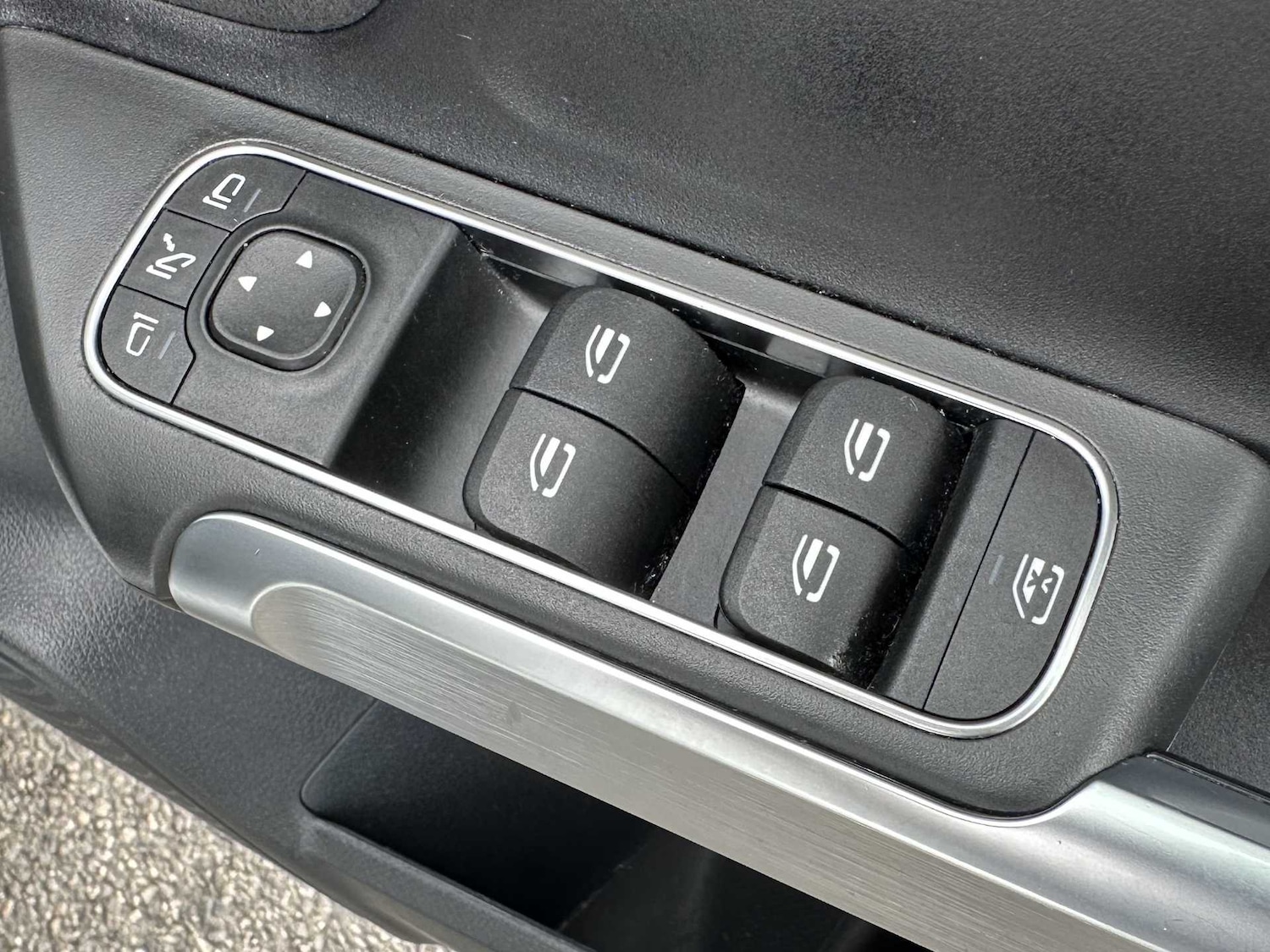 Used Mercedes-Benz GLB 2023 for sale - 77032122: Photo 22