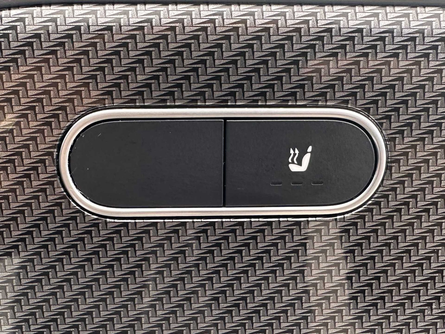 Used Mercedes-Benz GLB 2023 for sale - 77032122: Photo 24