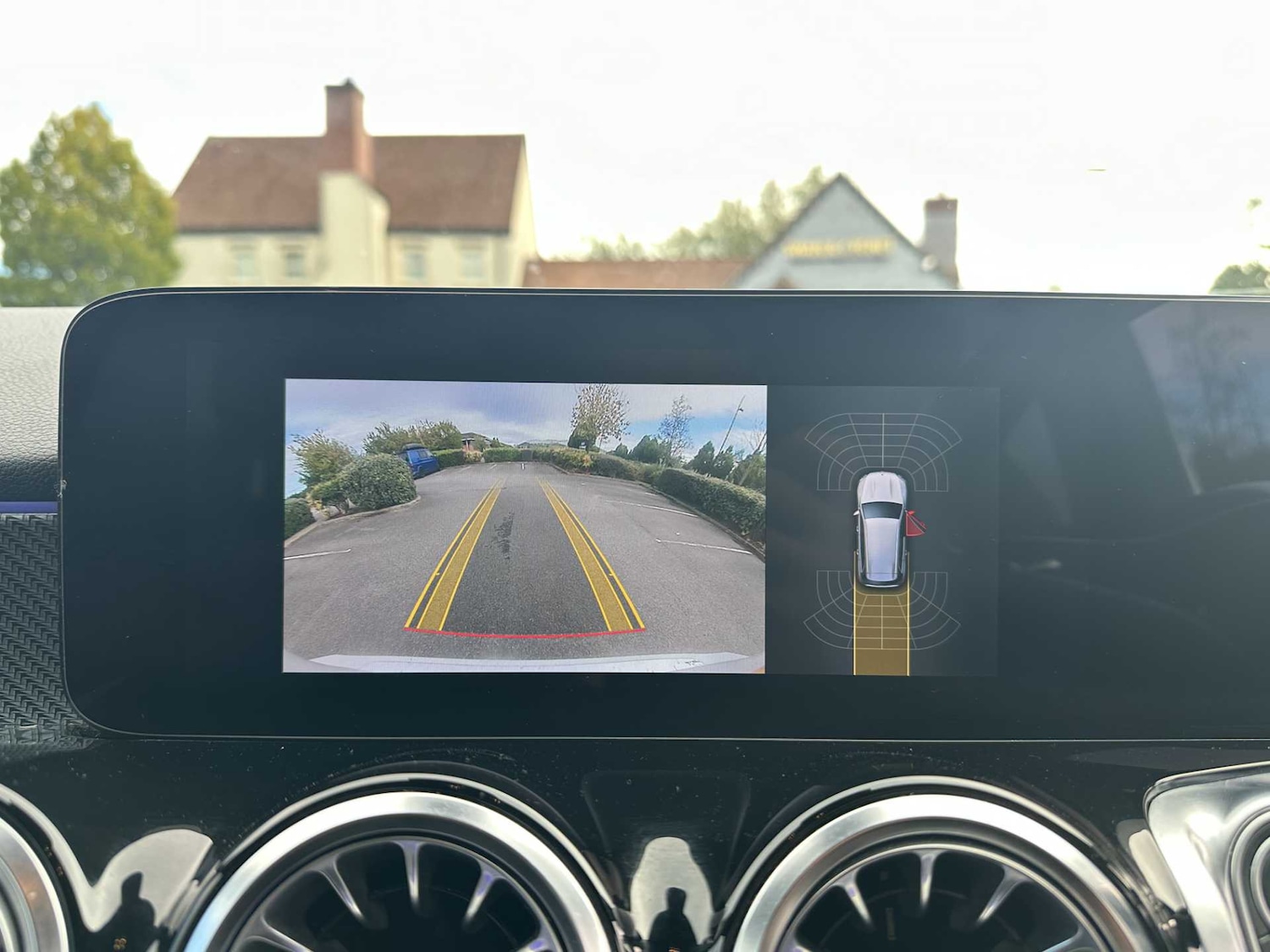 Used Mercedes-Benz GLB 2023 for sale - 77032122: Photo 33