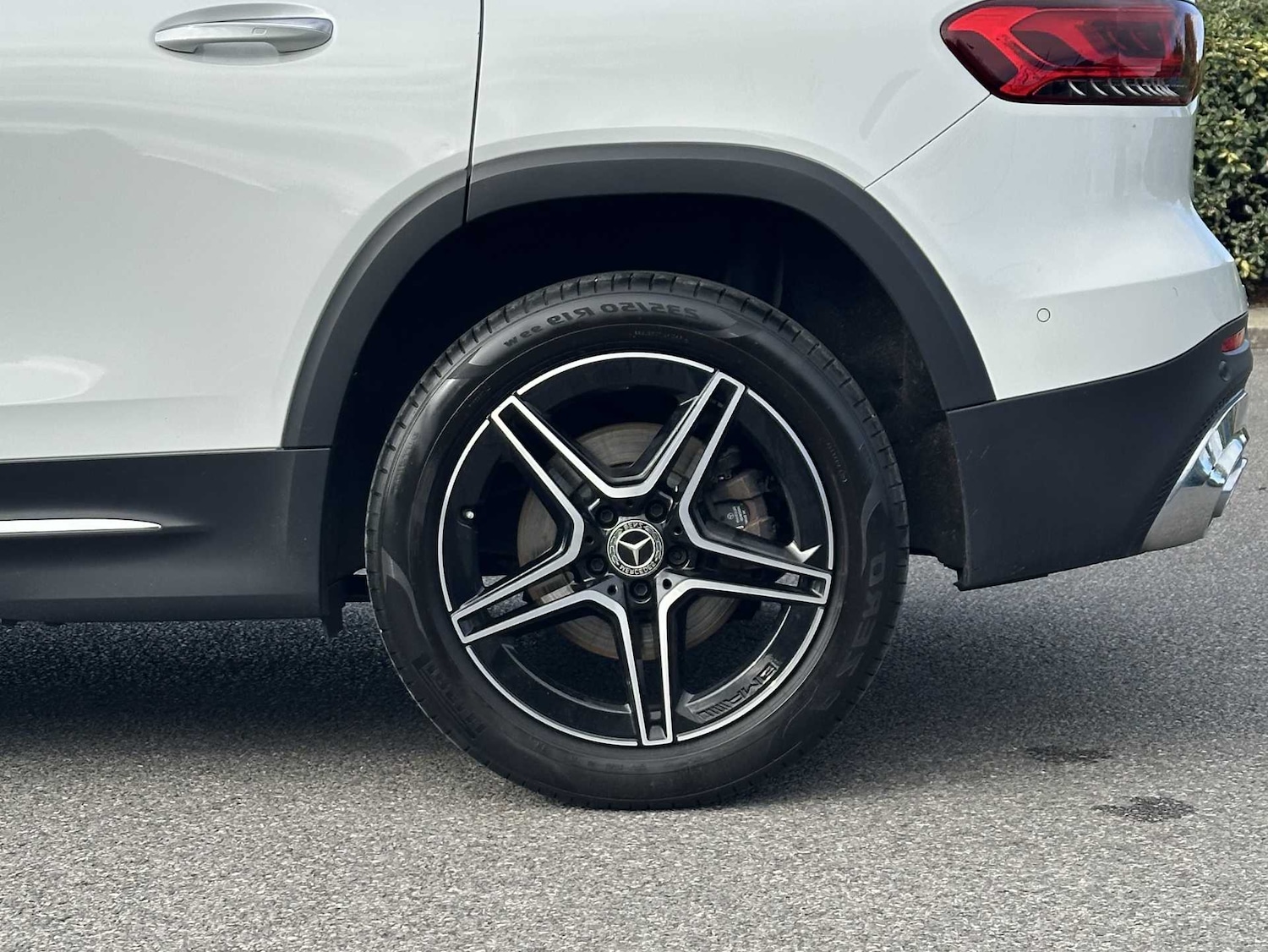 Used Mercedes-Benz GLB 2023 for sale - 77032122: Photo 9