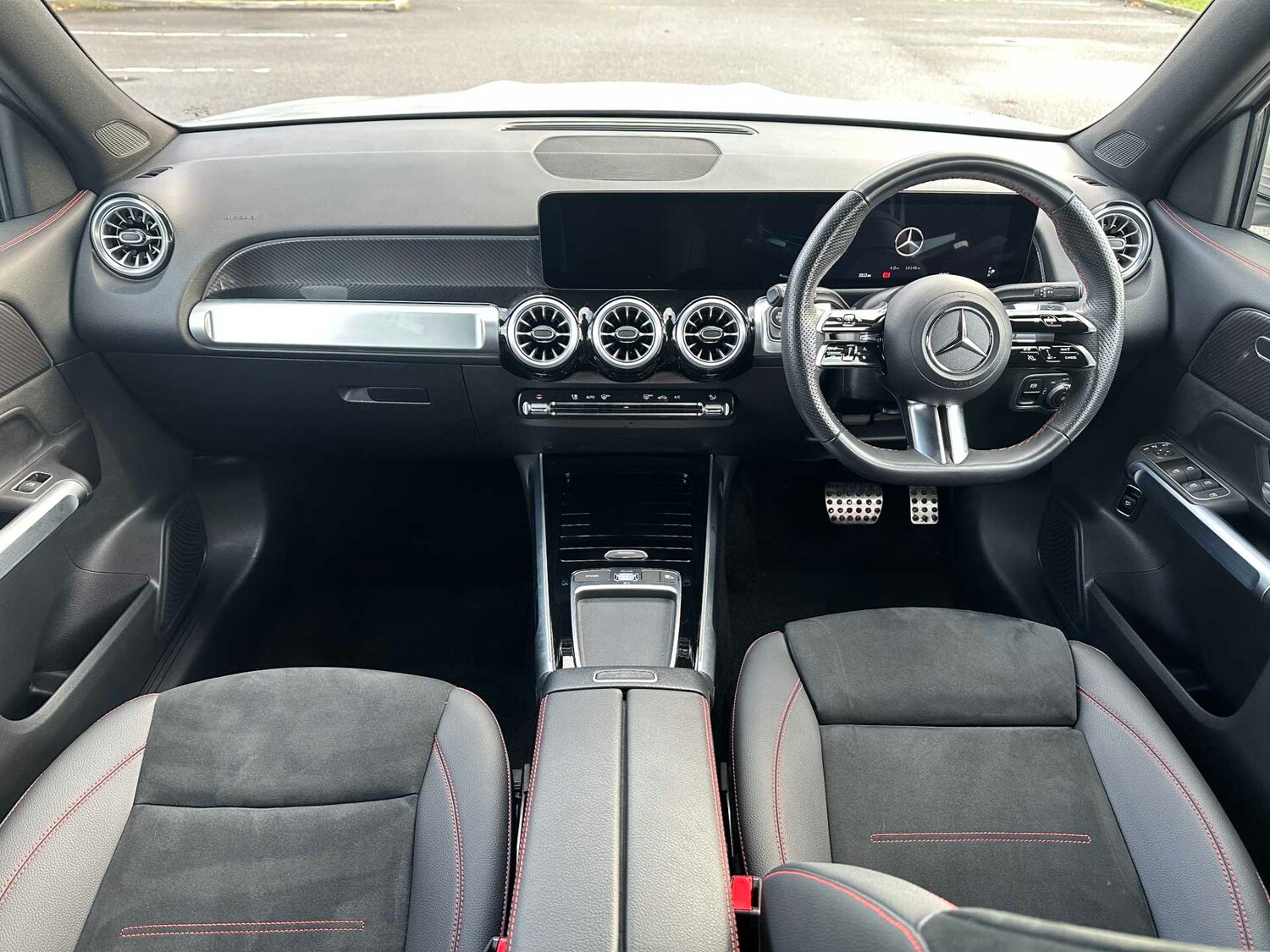 Used Mercedes-Benz GLB 2024 for sale - 76373674: Photo 17