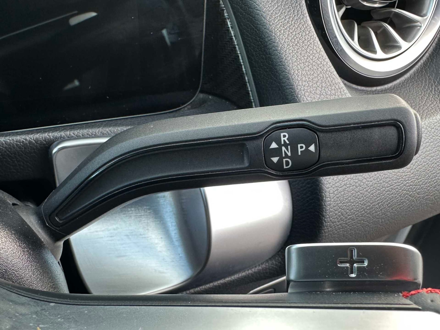 Used Mercedes-Benz GLB 2024 for sale - 76373674: Photo 27