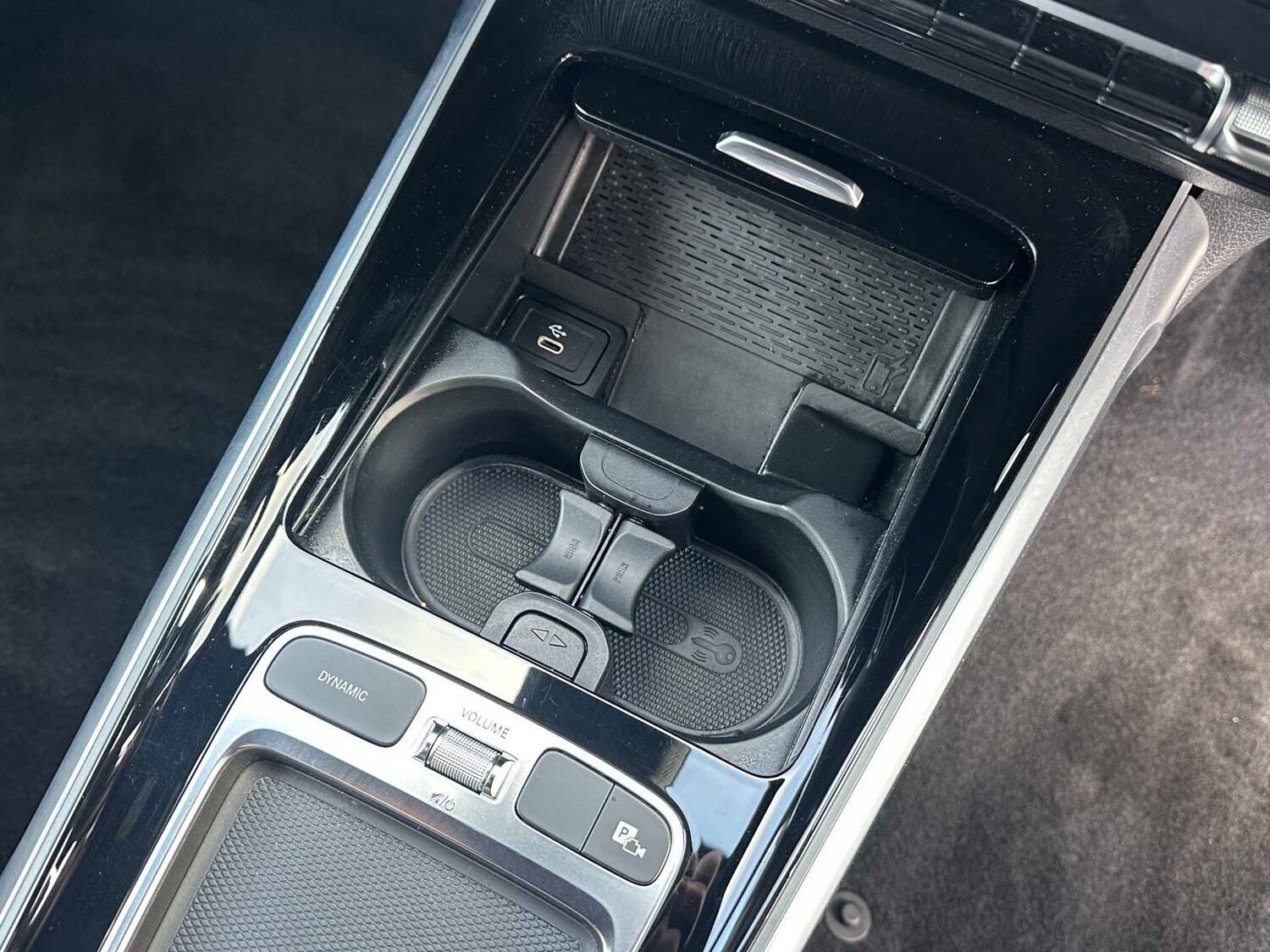 Used Mercedes-Benz GLB 2024 for sale - 76373674: Photo 32