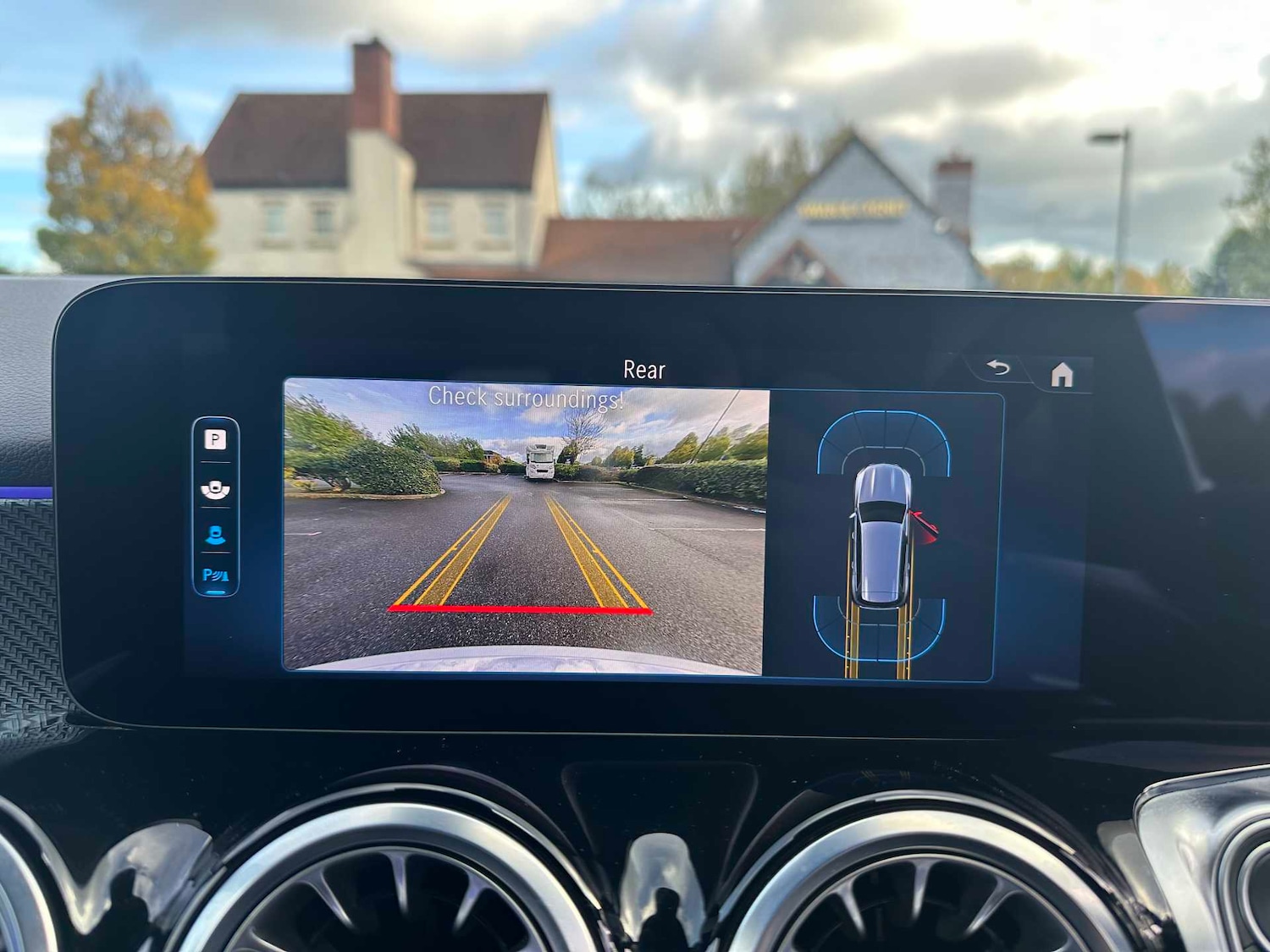 Used Mercedes-Benz GLB 2024 for sale - 76373674: Photo 33