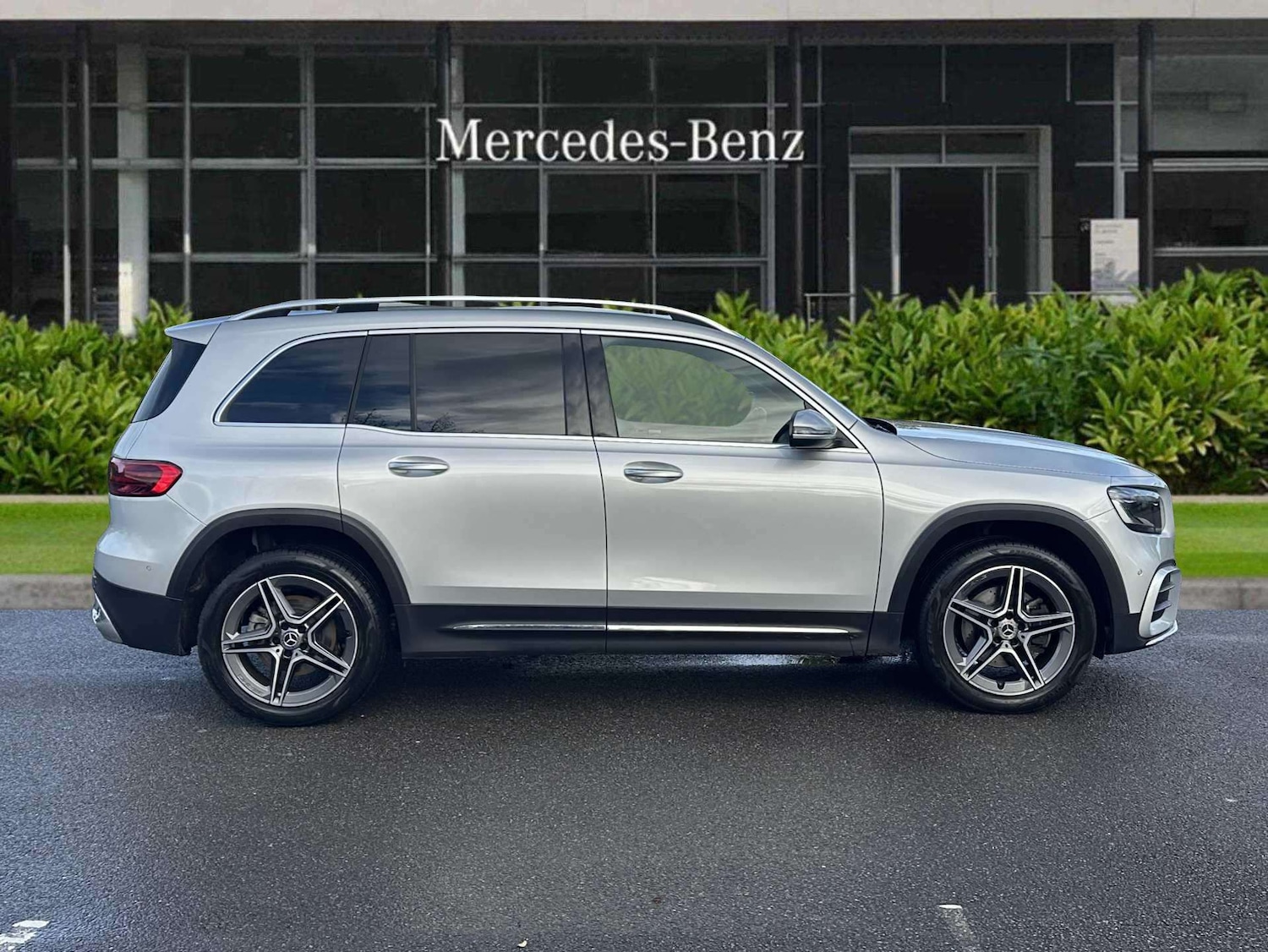 Used Mercedes-Benz GLB 2024 for sale - 76373674: Photo 4