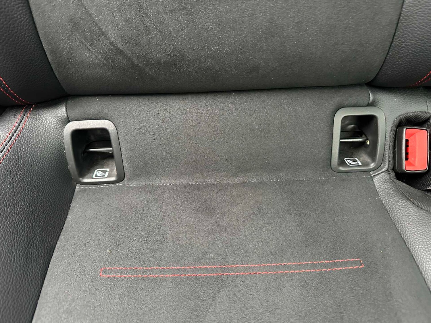 Used Mercedes-Benz A-Class for sale - 77686579: Photo 35