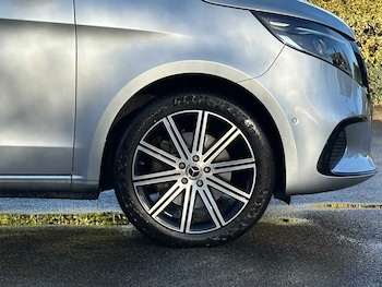 Used Mercedes-Benz V-Class 2025 for sale - 77972812: Photo