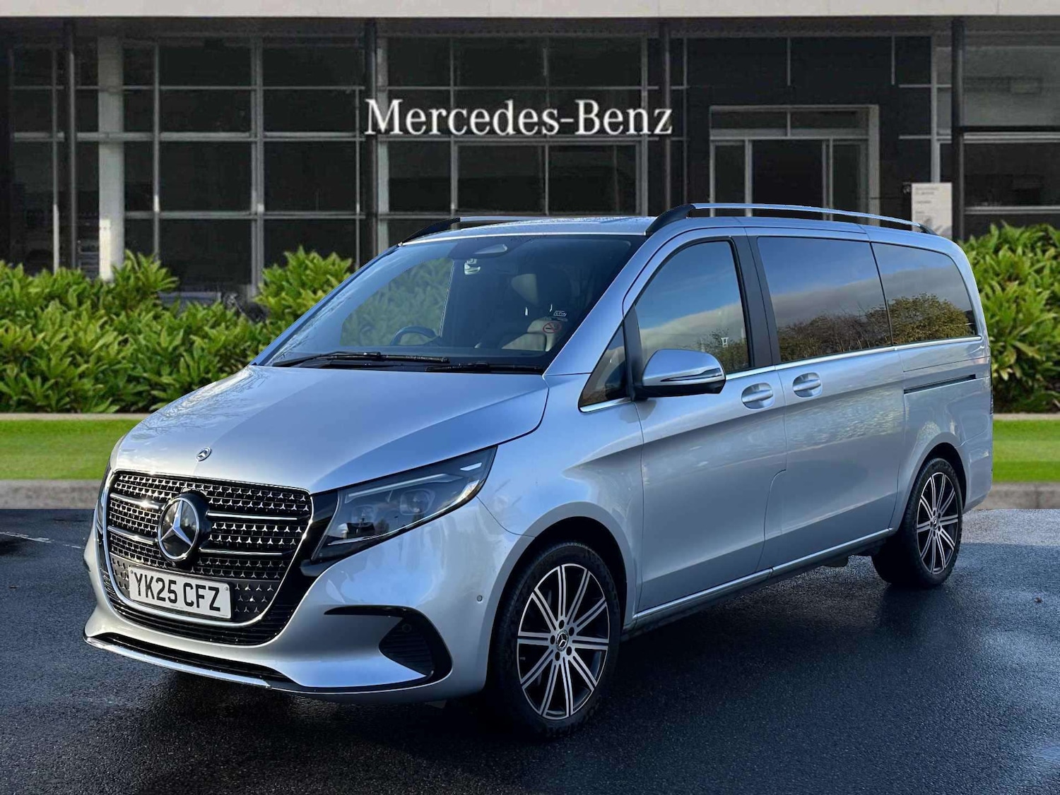 Used Mercedes-Benz V-Class 2025 for sale - 77972812: Photo 6