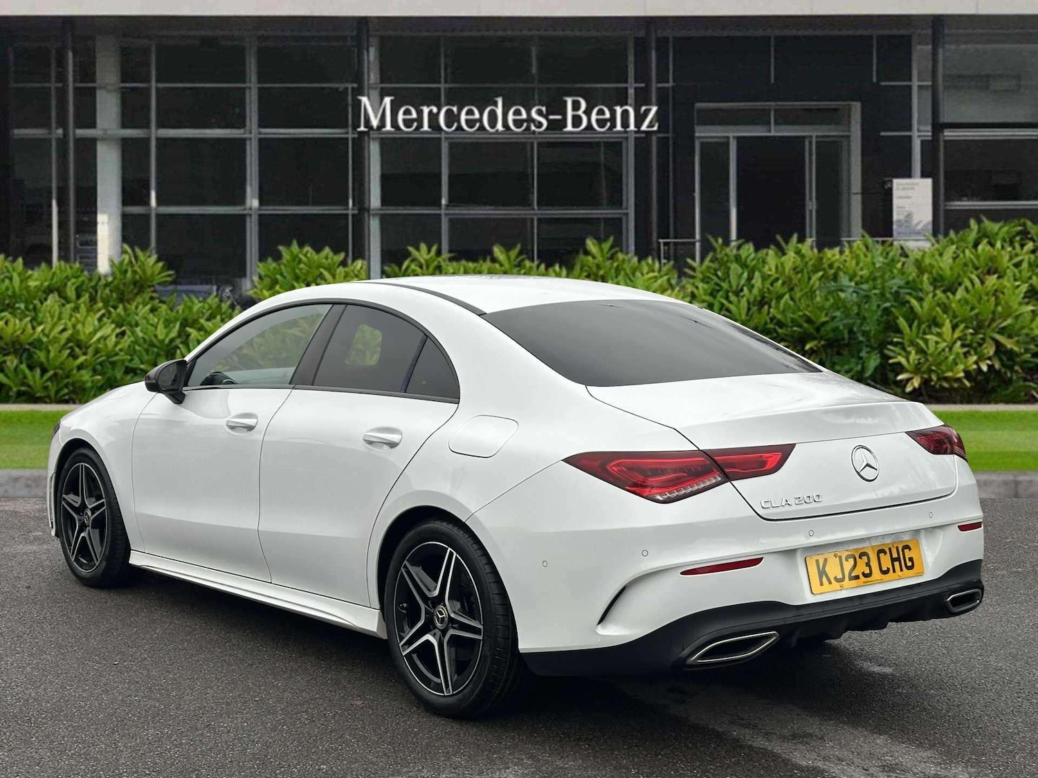 Used Mercedes-Benz CLA 2023 for sale - 76967957: Photo 2