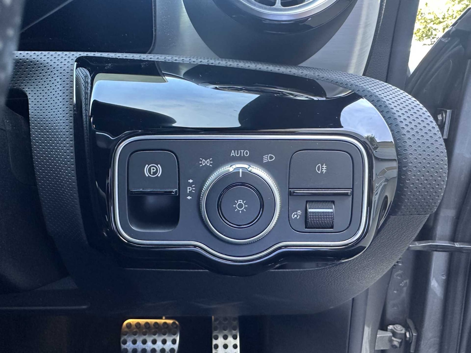 Used Mercedes-Benz CLA 2023 for sale - 76564369: Photo 25