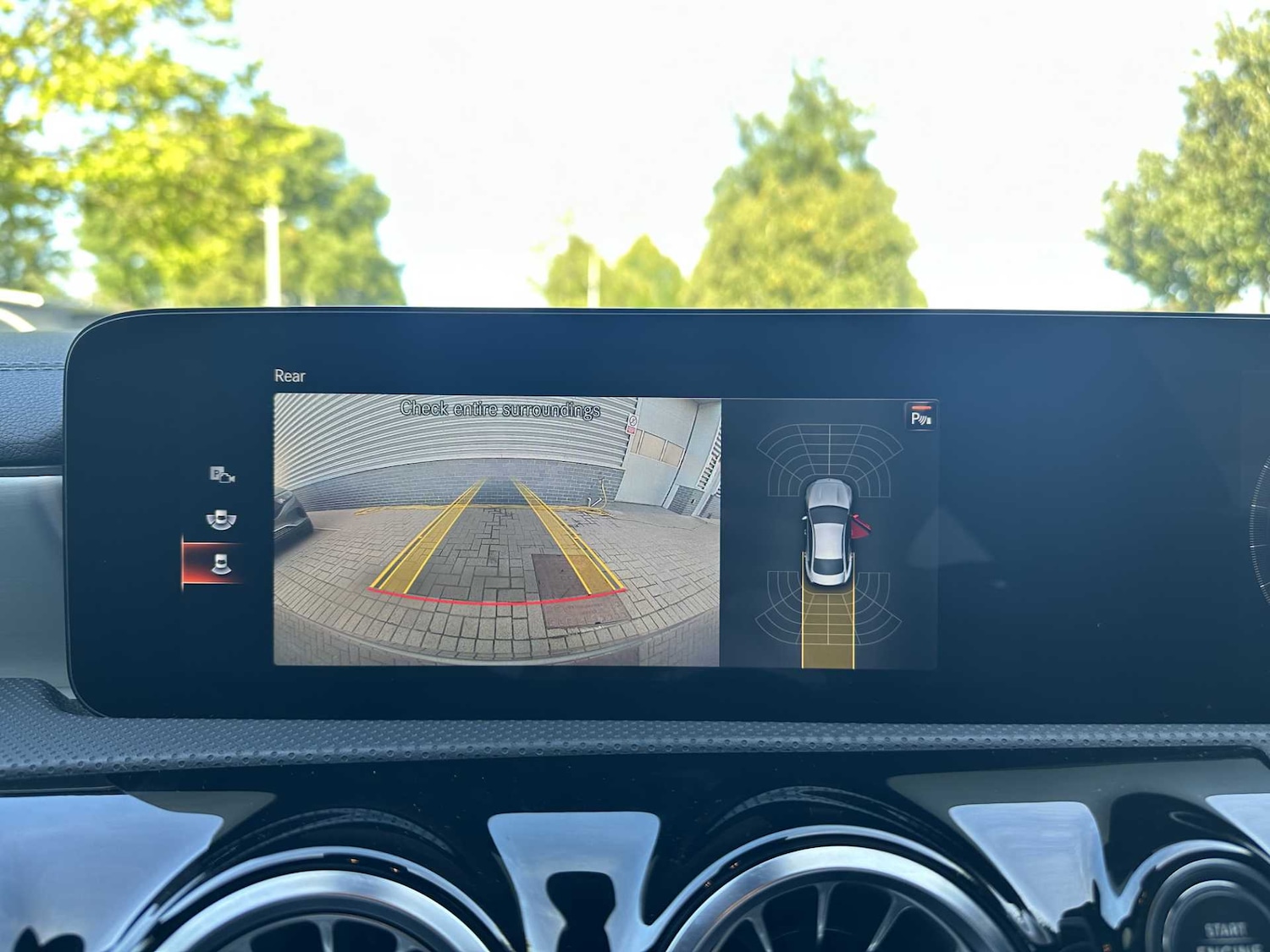 Used Mercedes-Benz CLA 2023 for sale - 76564369: Photo 34