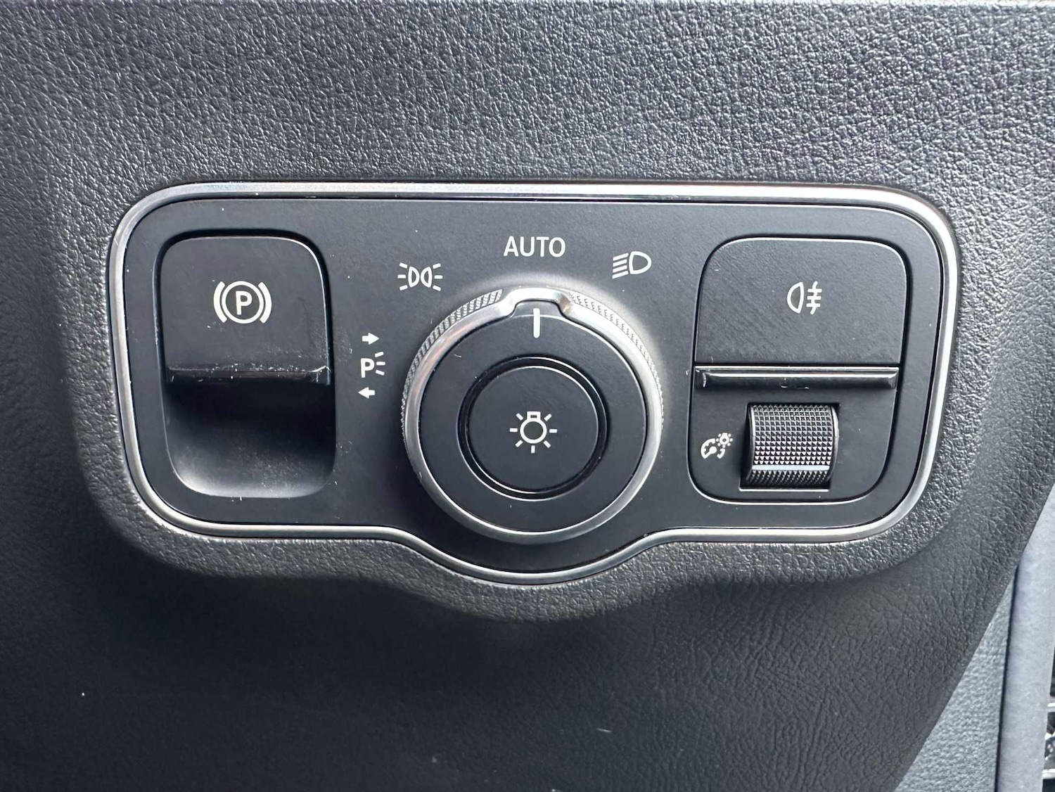 Used Mercedes-Benz EQA 2021 for sale - 76955161: Photo 26