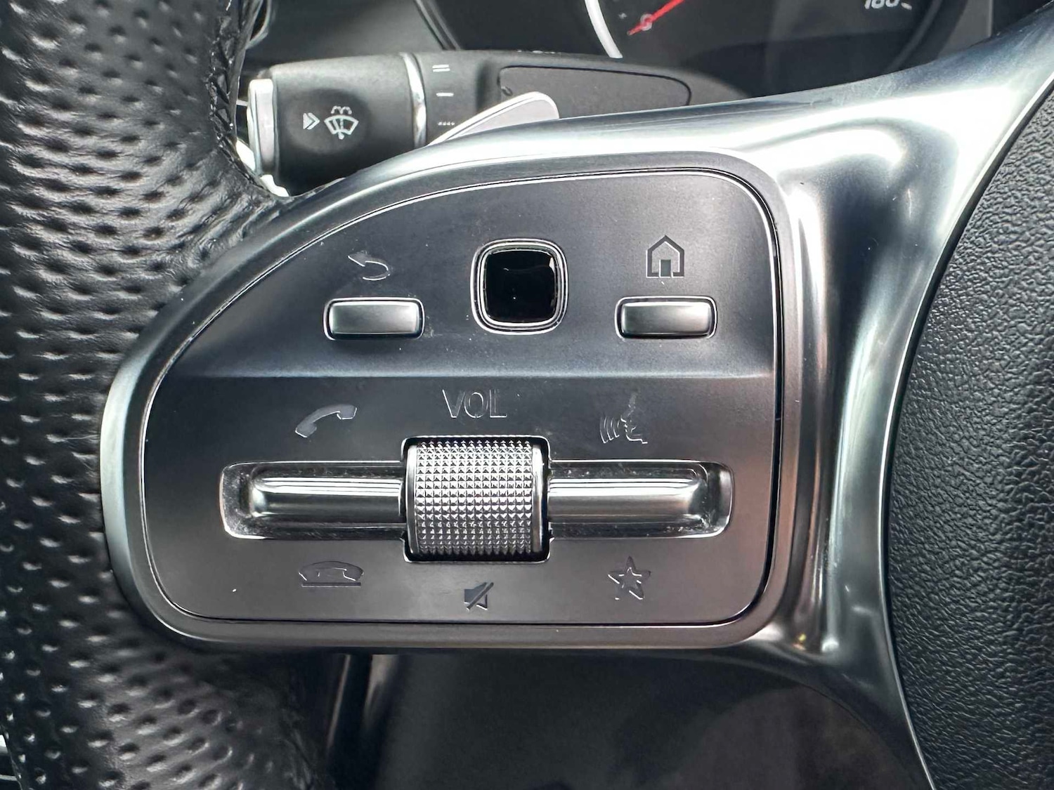 Used Mercedes-Benz GLC for sale - 77480642: Photo 30