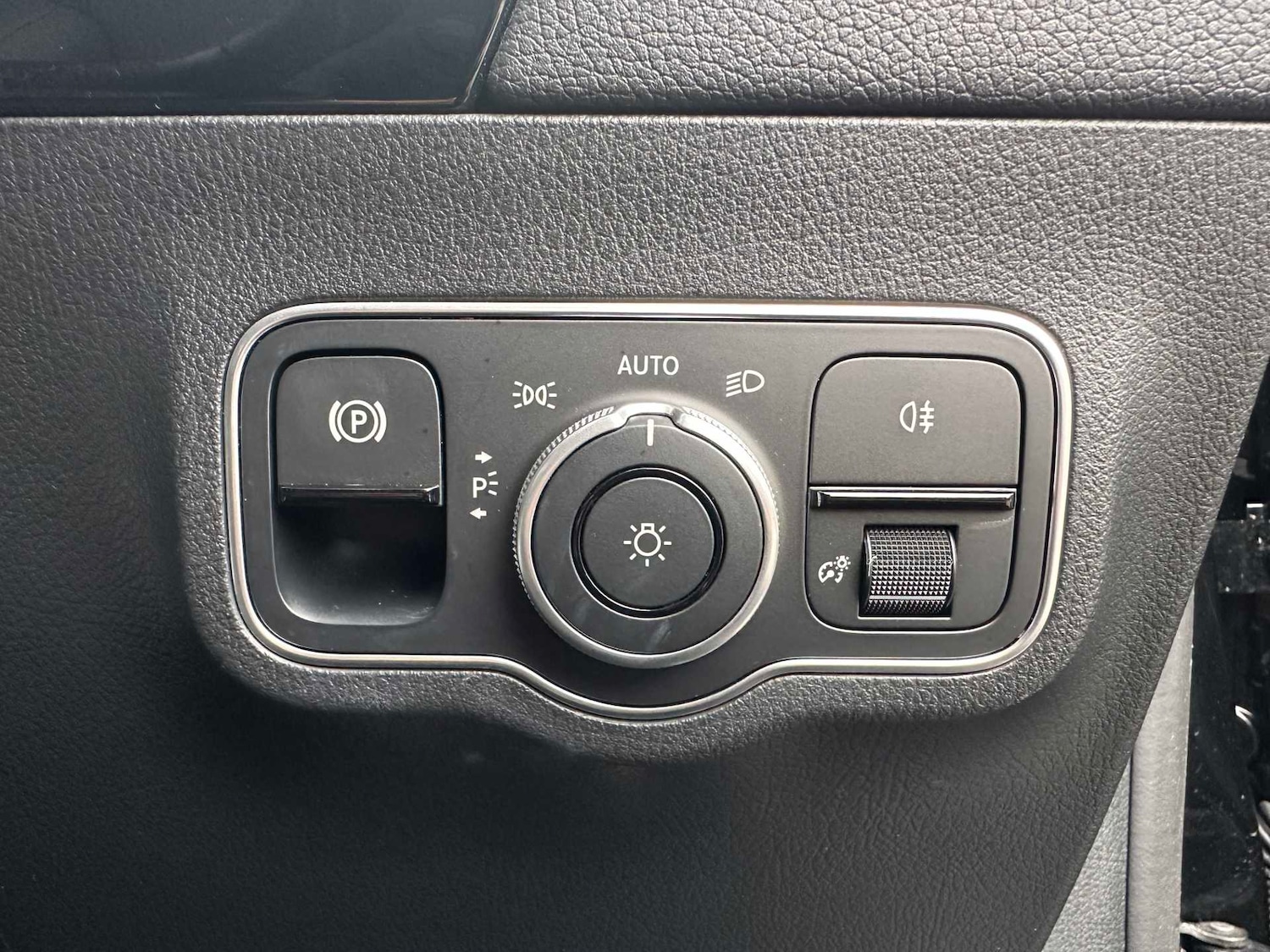 Used Mercedes-Benz GLA 2024 for sale - 78208941: Photo 26