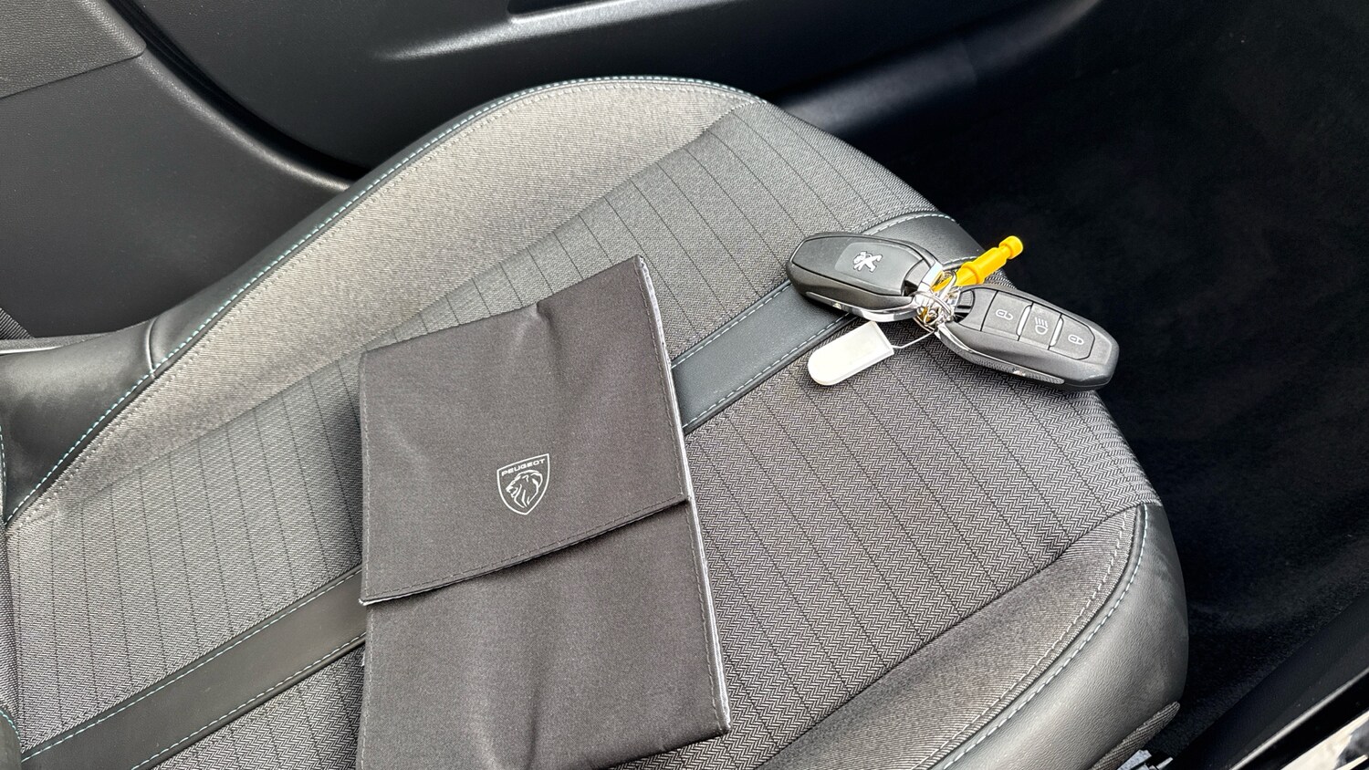 Used Peugeot 208 2022 for sale - 76518457: Photo 19