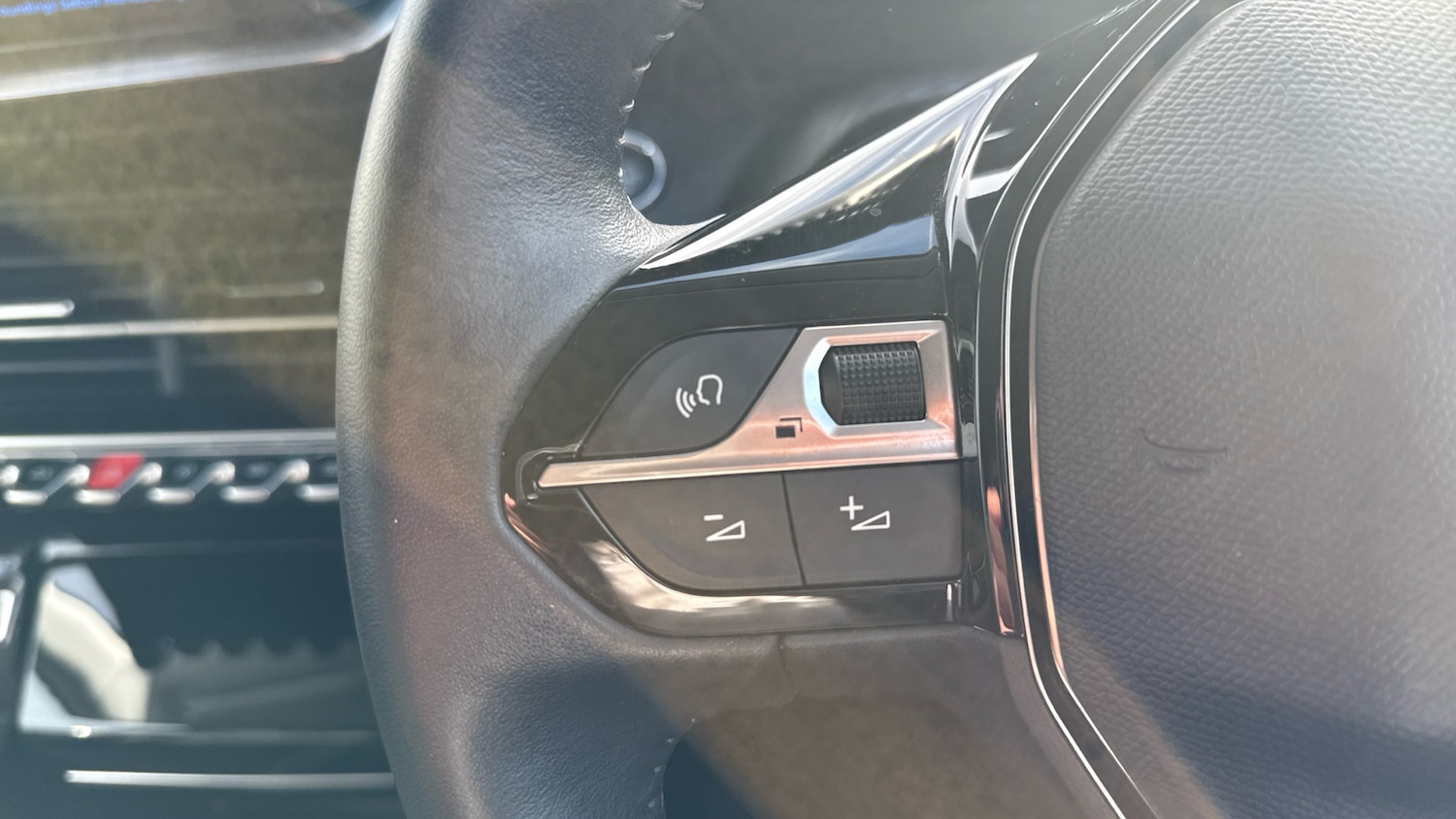 Used Peugeot 208 2022 for sale - 76518457: Photo 22