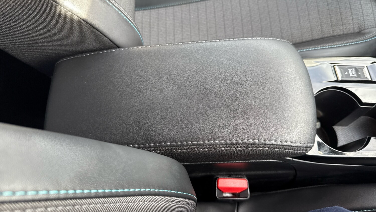 Used Peugeot 208 2022 for sale - 76518457: Photo 27