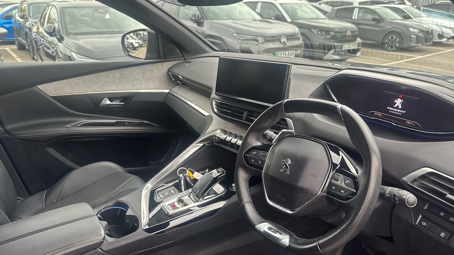 Used Peugeot 3008 2021 for sale - 76493747: Photo 11