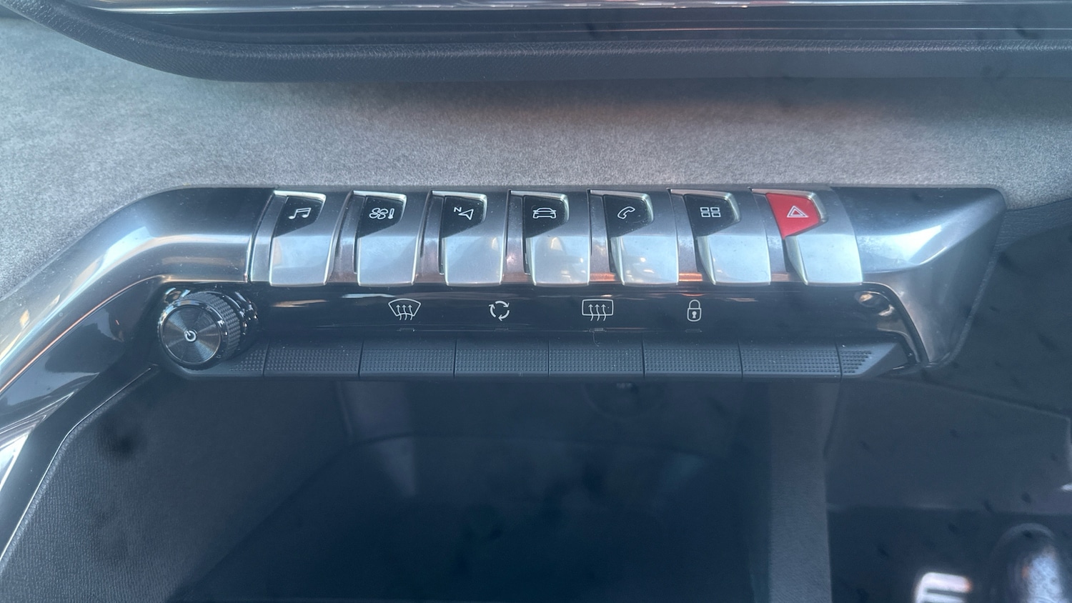 Used Peugeot 5008 2023 for sale - 77247239: Photo 8