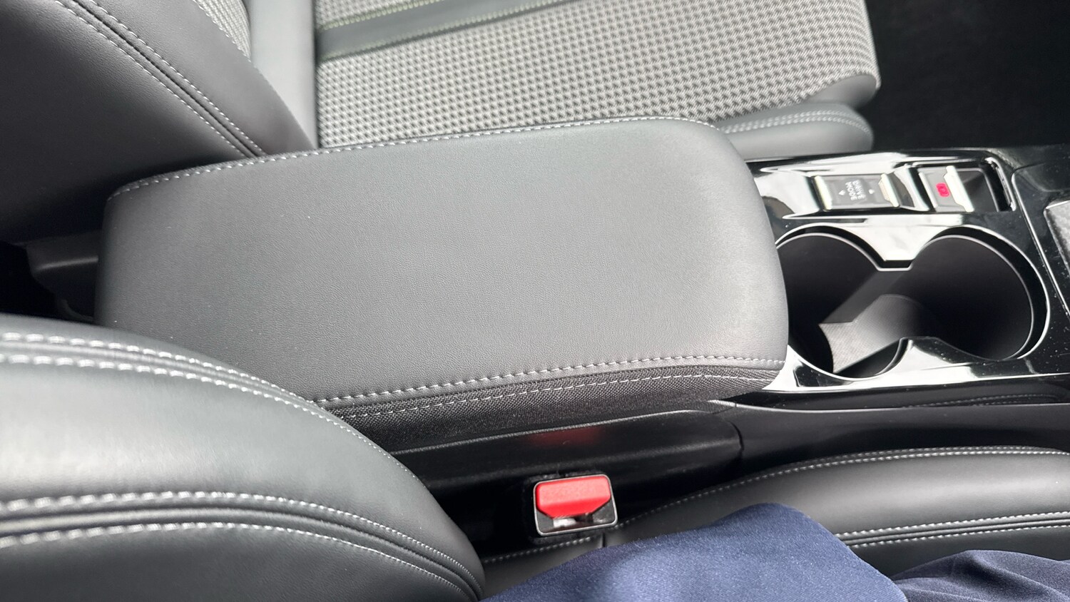 Used Peugeot 2008 2022 for sale - 76344551: Photo 26