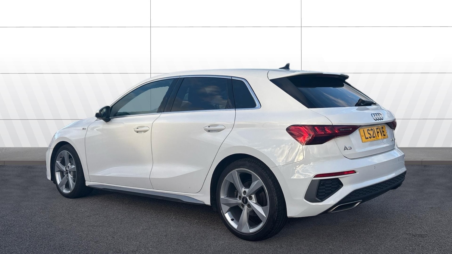 Used Audi A3 2021 for sale - 77044626: Photo 2