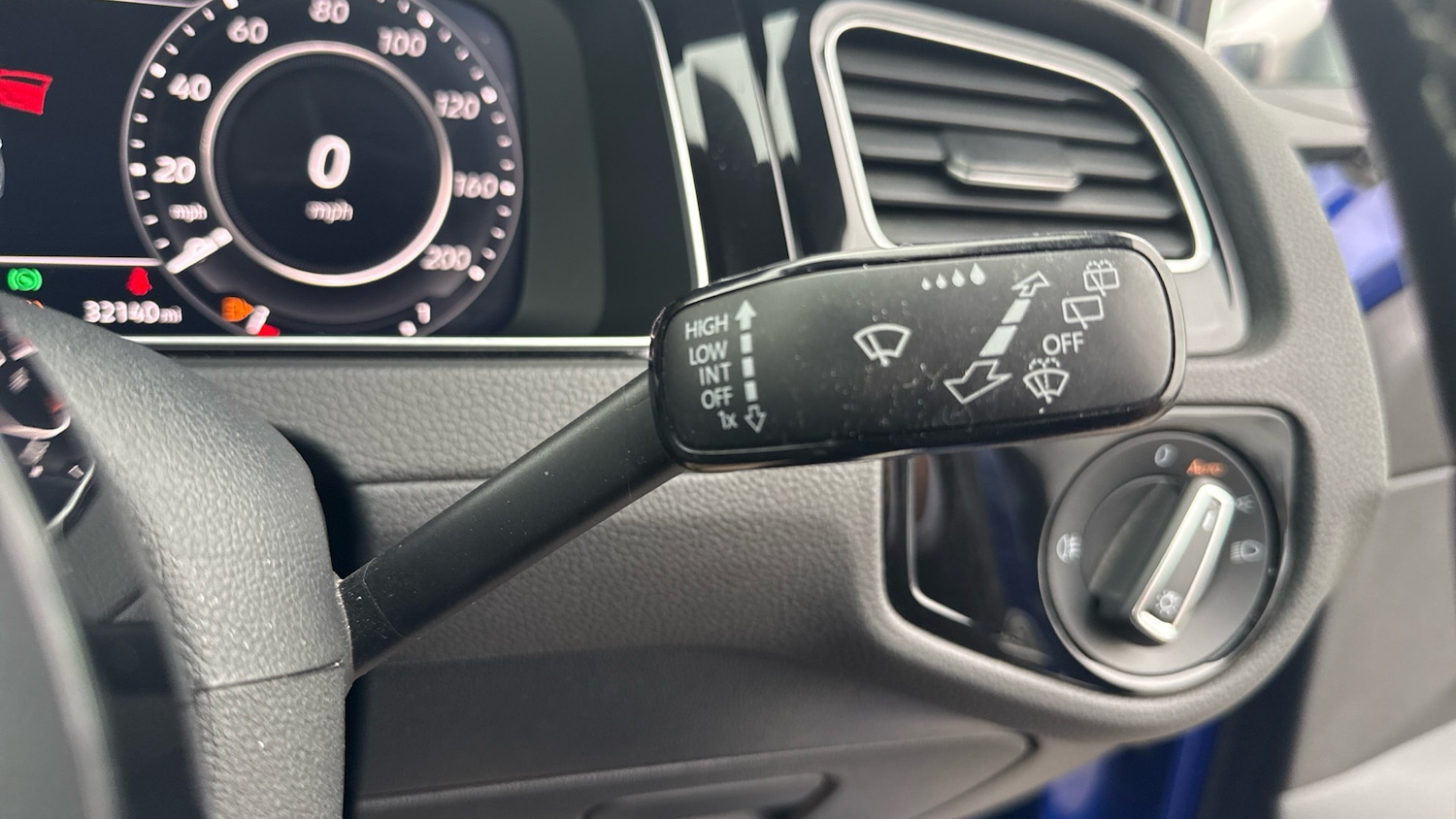 Used Volkswagen Golf 2020 for sale - 76234629: Photo 29