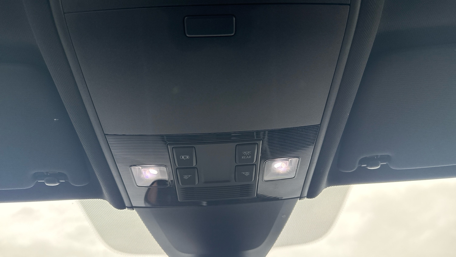 Used Volkswagen Golf 2020 for sale - 76234629: Photo 33