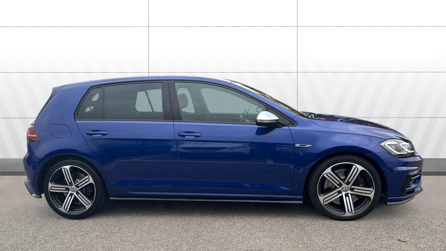 Used Volkswagen Golf 2020 for sale - 76234629: Photo 5