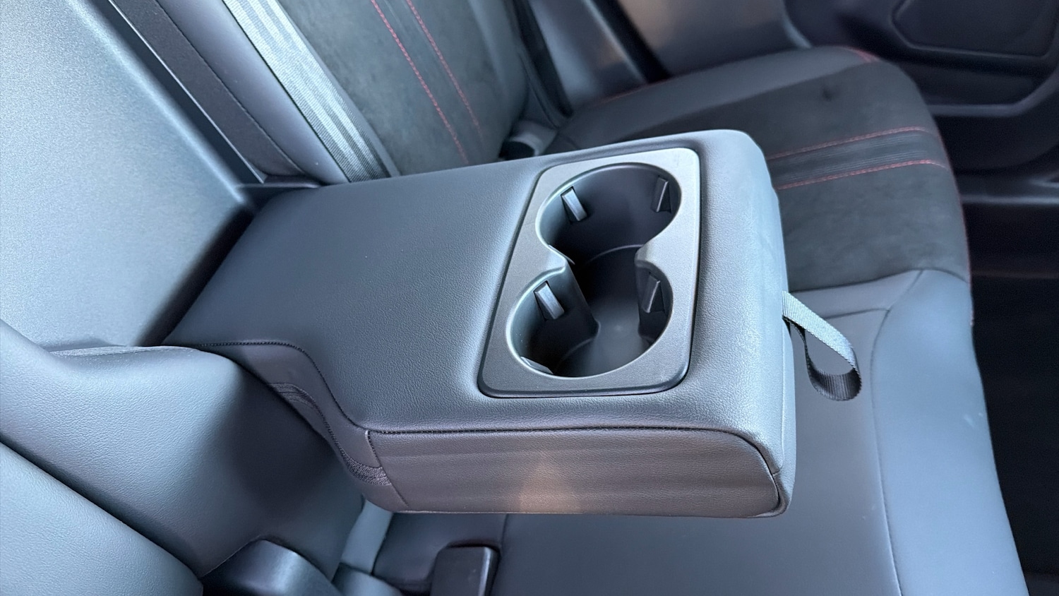 Used Ford Kuga 2025 for sale - 76895226: Photo 35