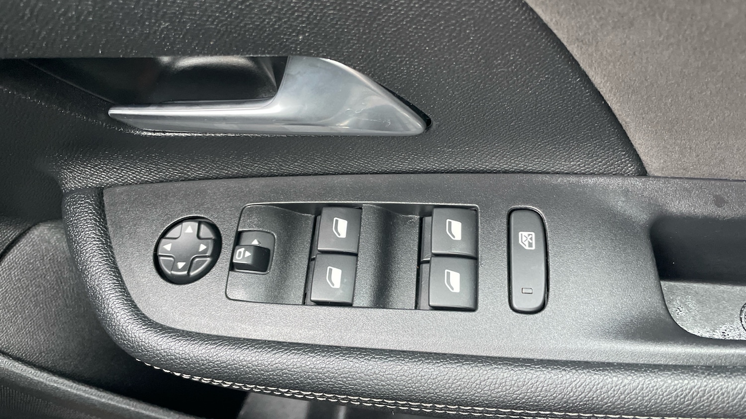 Used Vauxhall Mokka 2022 for sale - 76948852: Photo 31