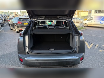 Used Peugeot 2008 2020 for sale - 76557287: Photo