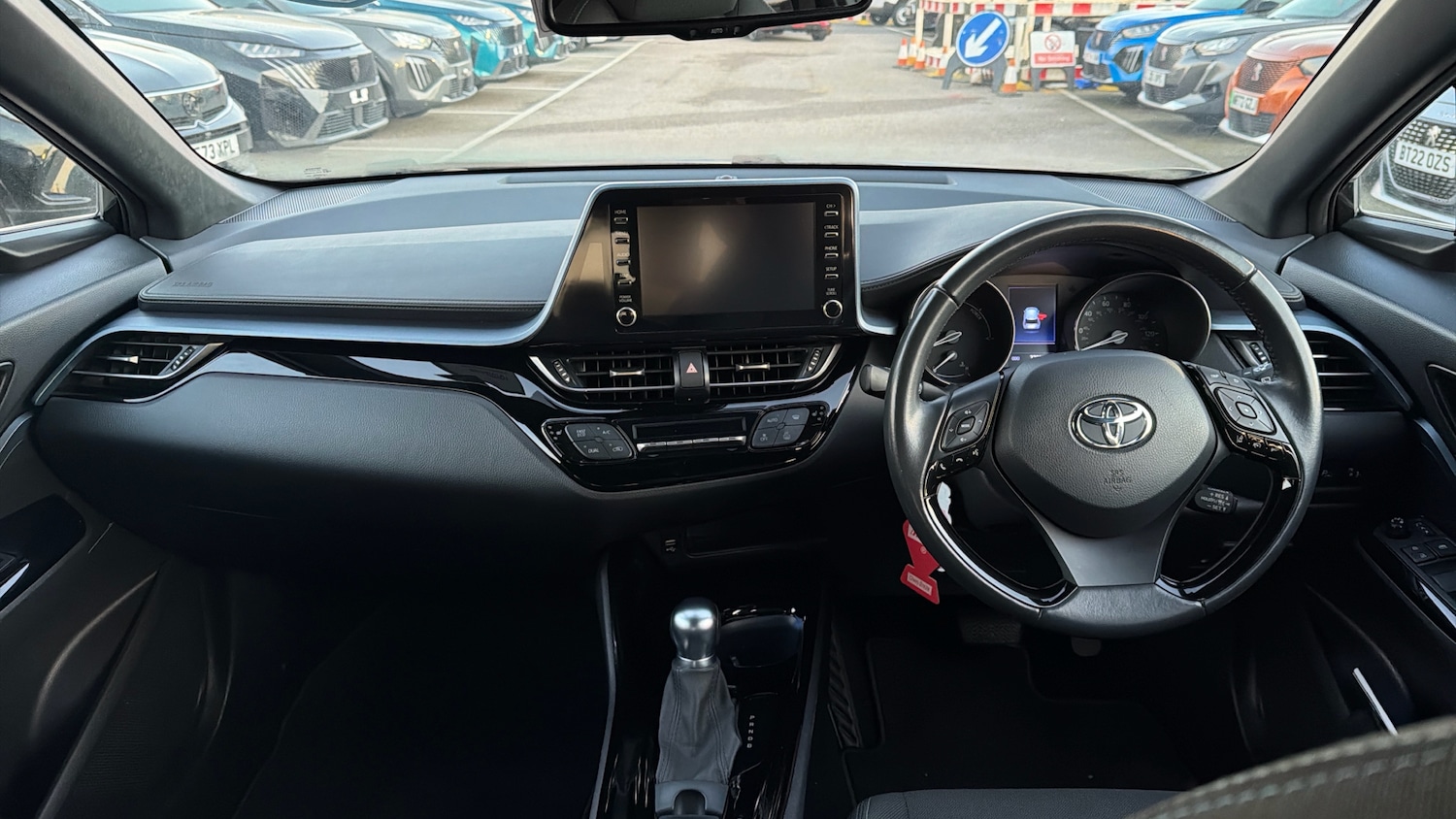 Used Toyota C-HR 2021 for sale - 77643618: Photo 10