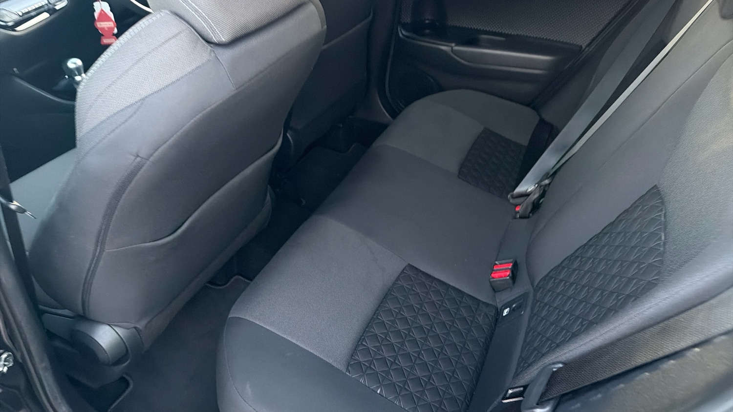 Used Toyota C-HR 2021 for sale - 77643618: Photo 16