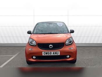 Used smart fortwo 2018 for sale - 75653266: Photo