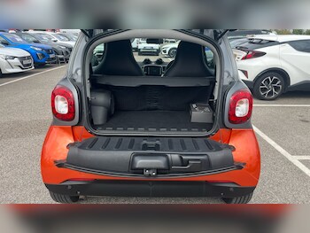 Used smart fortwo 2018 for sale - 75653266: Photo