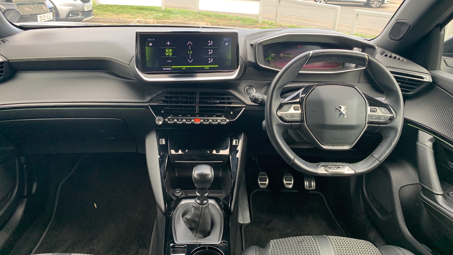Used Peugeot 2008 2020 for sale - 76627874: Photo 10