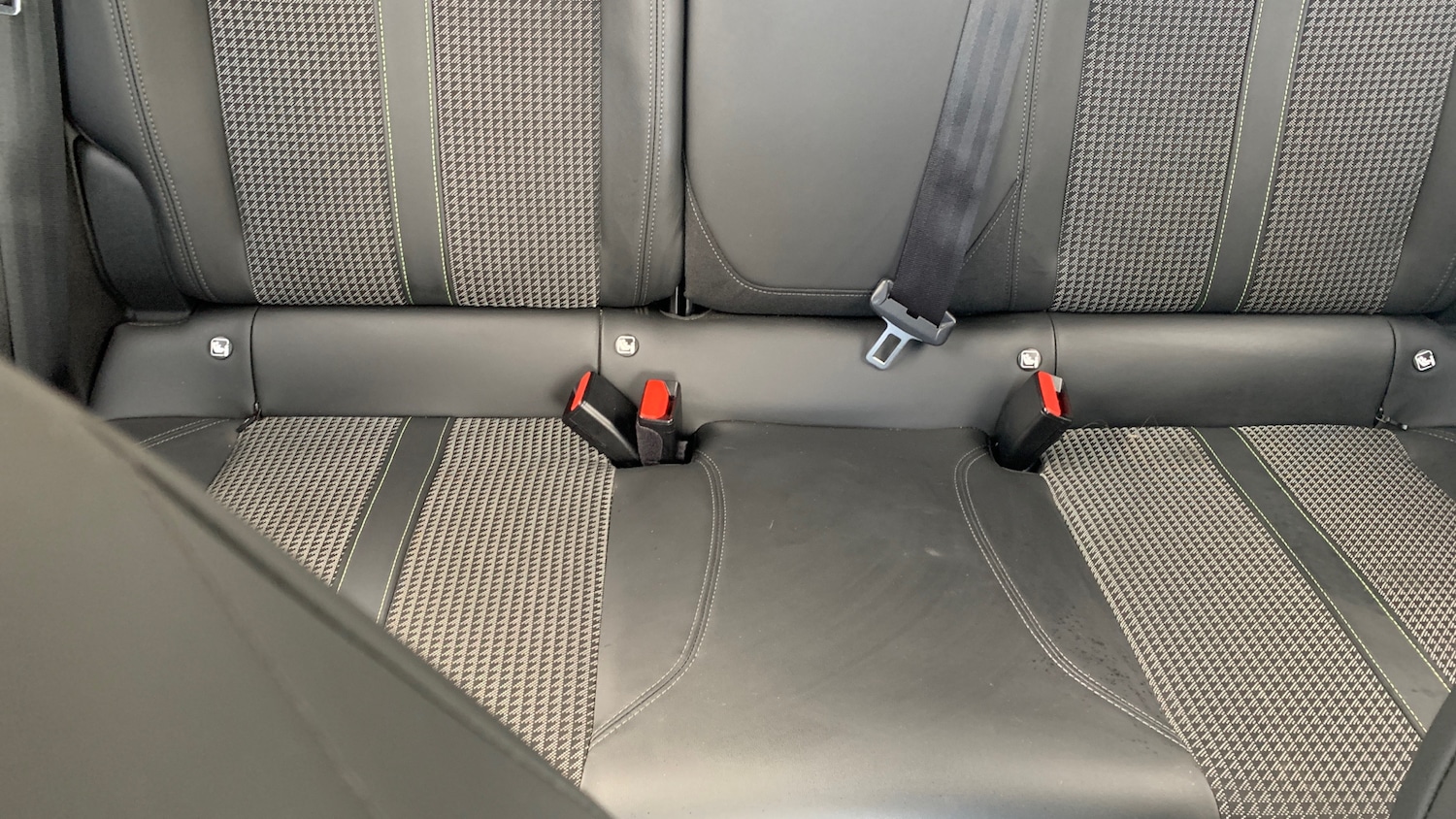 Used Peugeot 2008 2020 for sale - 76627874: Photo 17