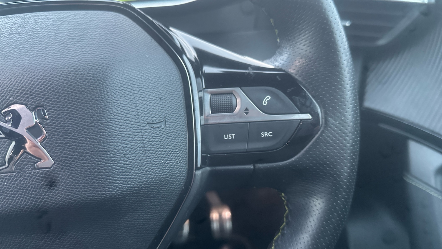 Used Peugeot 2008 2020 for sale - 76627874: Photo 25