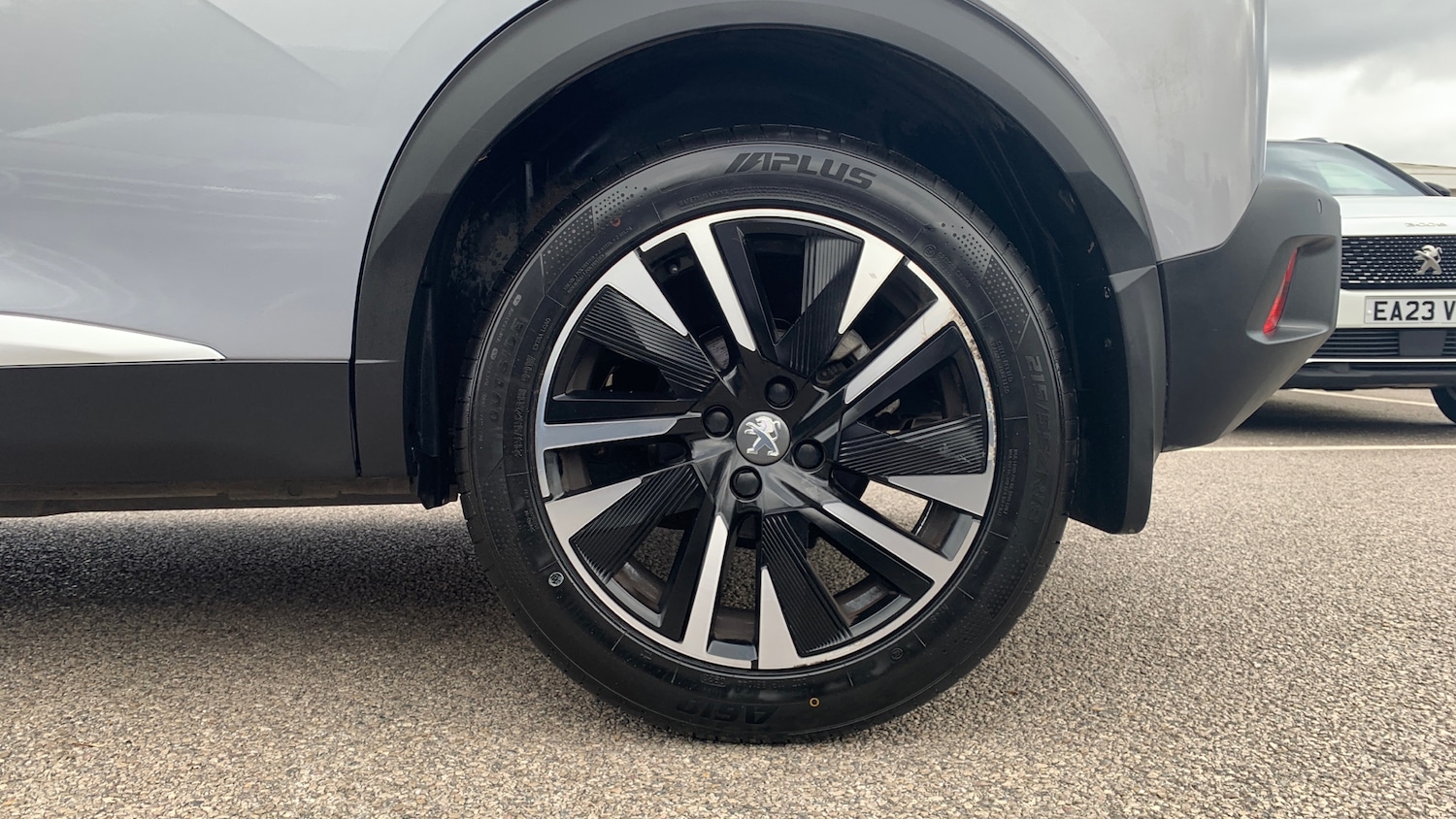 Used Peugeot 2008 2020 for sale - 76627874: Photo 7