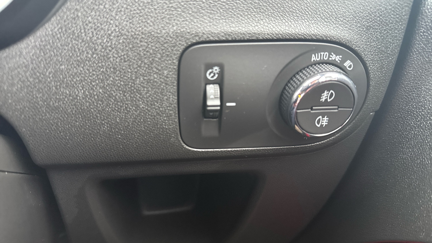 Used Vauxhall Crossland 2024 for sale - 77285443: Photo 36