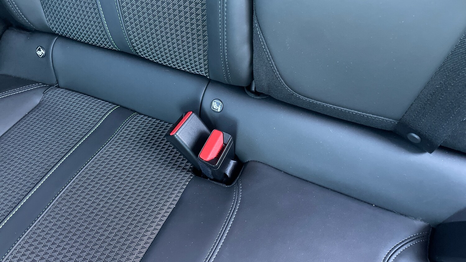 Used Peugeot 2008 2023 for sale - 76655757: Photo 17