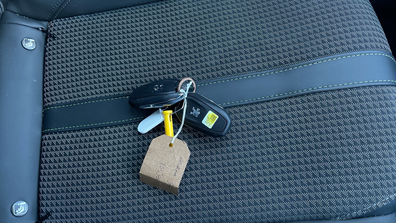 Used Peugeot 2008 2023 for sale - 76655757: Photo 20