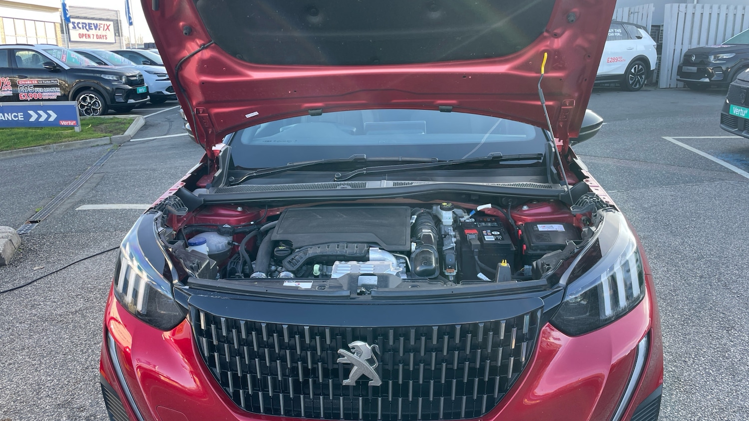 Used Peugeot 2008 2023 for sale - 76655757: Photo 8