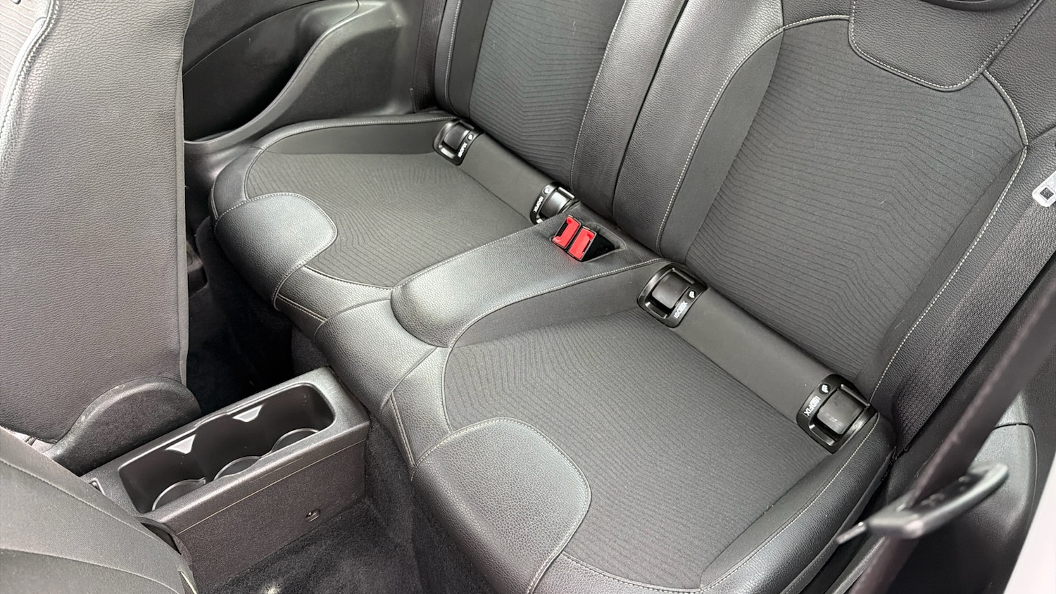 Used Vauxhall ADAM 2018 for sale - 76627875: Photo 16